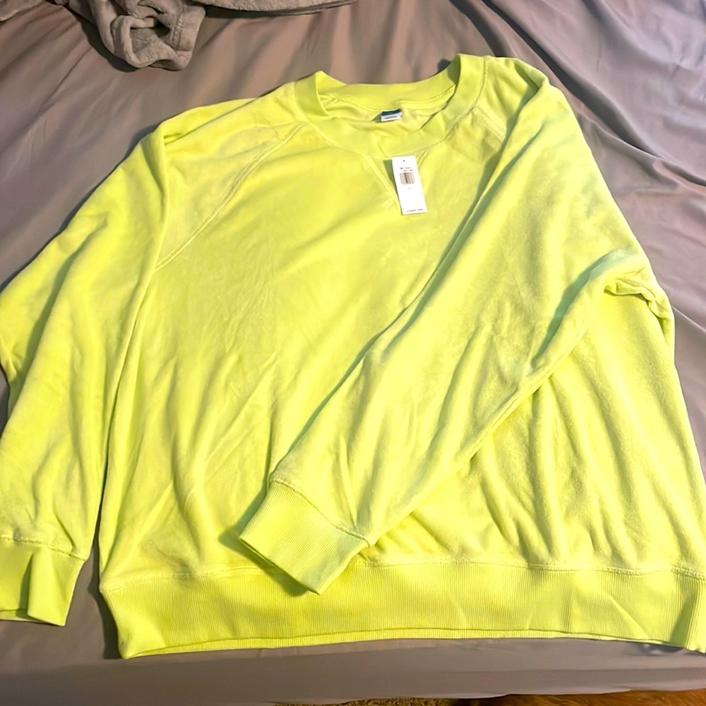 Old navy sweatshirt